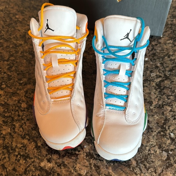 Air Jordan 13 Retro Colorful Sneakers EUC 6Y big kid - Picture 4 of 14